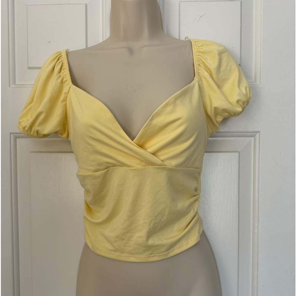 Light yellow top
